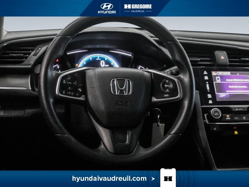 2018 Honda Civic White Blainville - photo #19