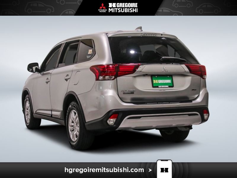 2020 Mitsubishi Outlander Grey Laval - photo #5