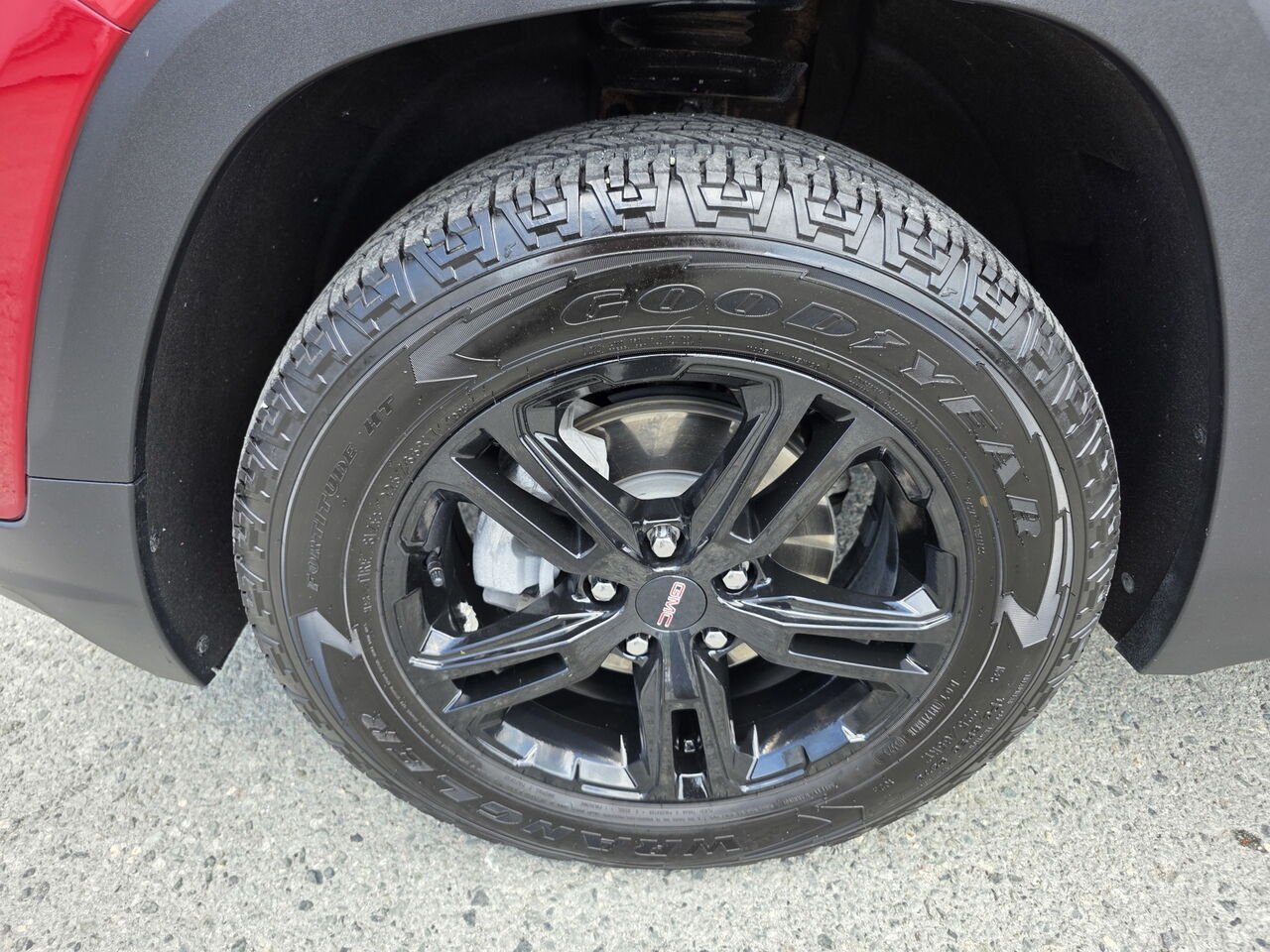 2024 GMC Terrain AT4 Red Rouyn-Noranda - photo #33