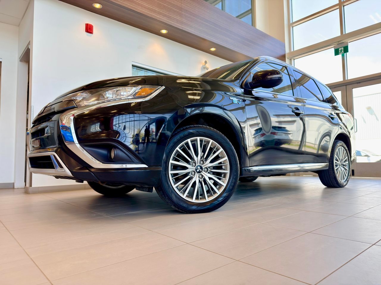 Mitsubishi Outlander PHEV 2020 Noir Notre-Dame-des-Prairies - photo #1