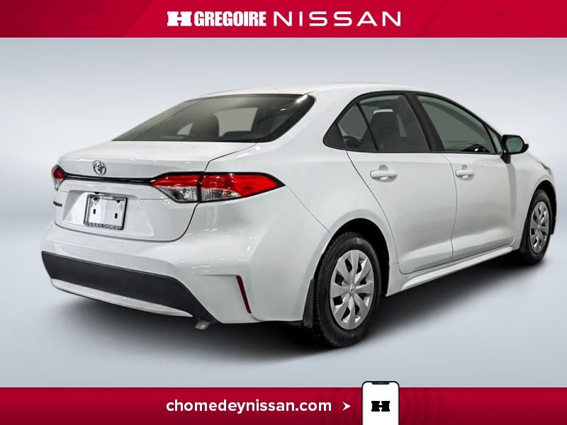 2022 Toyota Corolla White Blainville - photo #8