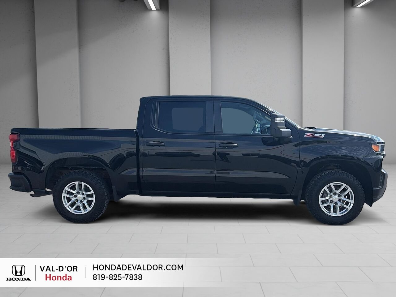 Chevrolet Silverado 1500 WT cabine multiplace 4RM 147 po 2020 Noir Val-d'Or - photo #4