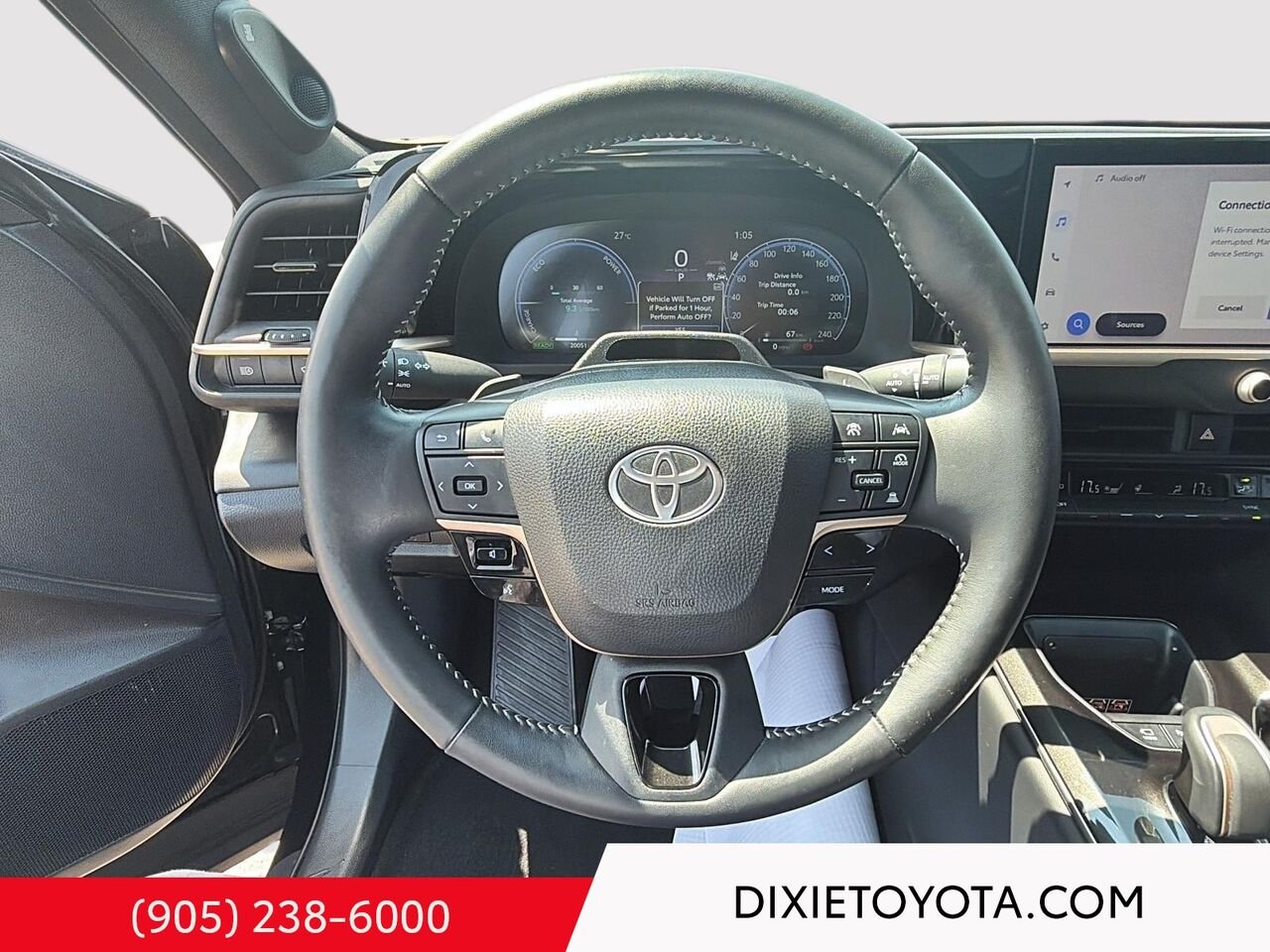 2026 Toyota Crown HYBRID PLATNIUM AWD / CLEAN CARFAX / HEATED AND VENTILATED SEATS / ALLOY WHEELS / CARPLAY AND ANDROID AUTO Mississauga - photo #12