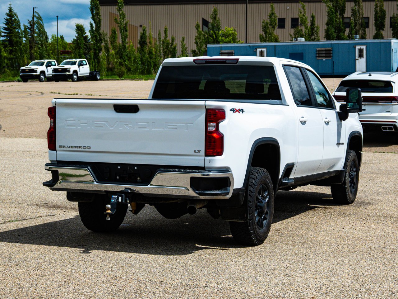 2023 Chevrolet Silverado 2500HD 4WD Crew Cab 159 LT White Sherwood Park - photo #12