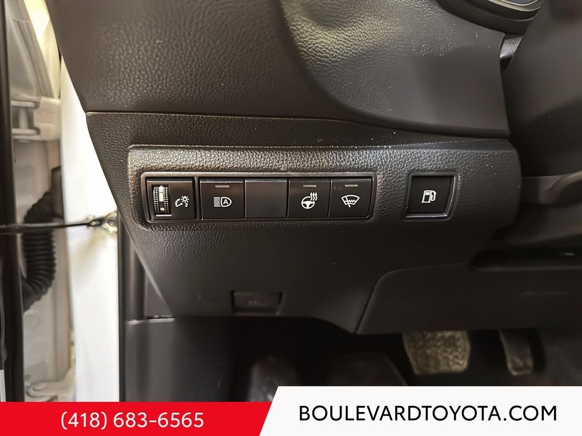 Toyota Corolla 531689-75 | LE HYBRIDE, AWD 2025 Blanc Québec - photo #12