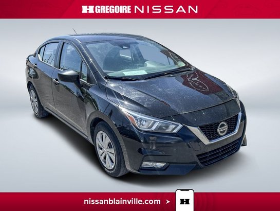 2022 Nissan Versa 2022 Black