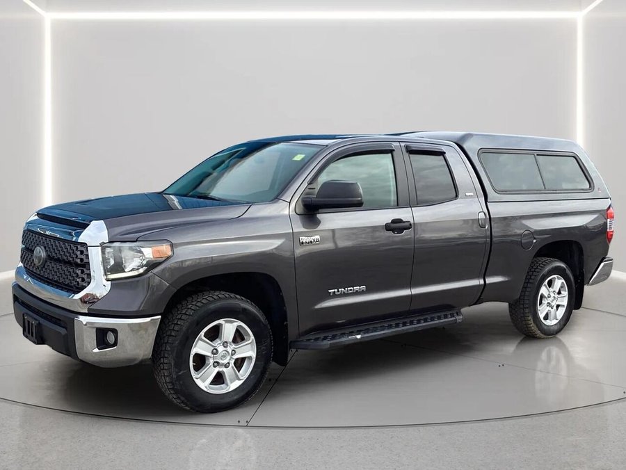 TOYOTA TUNDRA 4X4 2018 2018 Gris magnétique métallisé