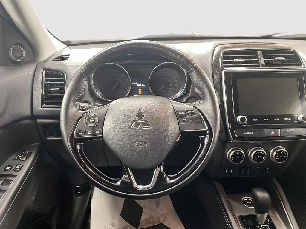 2022 Mitsubishi RVR Black Amos - photo #13