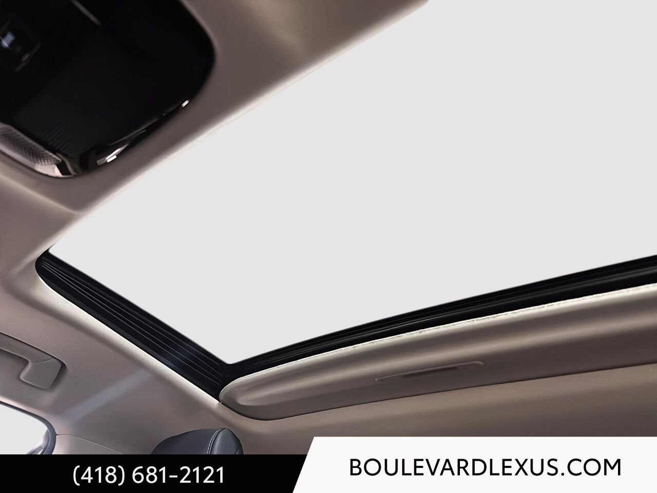 Lexus NX 19365A 2024 Argent Québec - photo #10