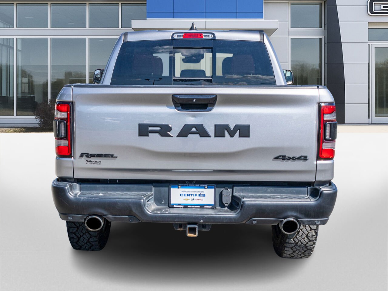 Ram 1500 Rebel cabine d'équipe 4x4 caisse de 5 pi 7 po 2023 Gris Châteauguay - photo #3