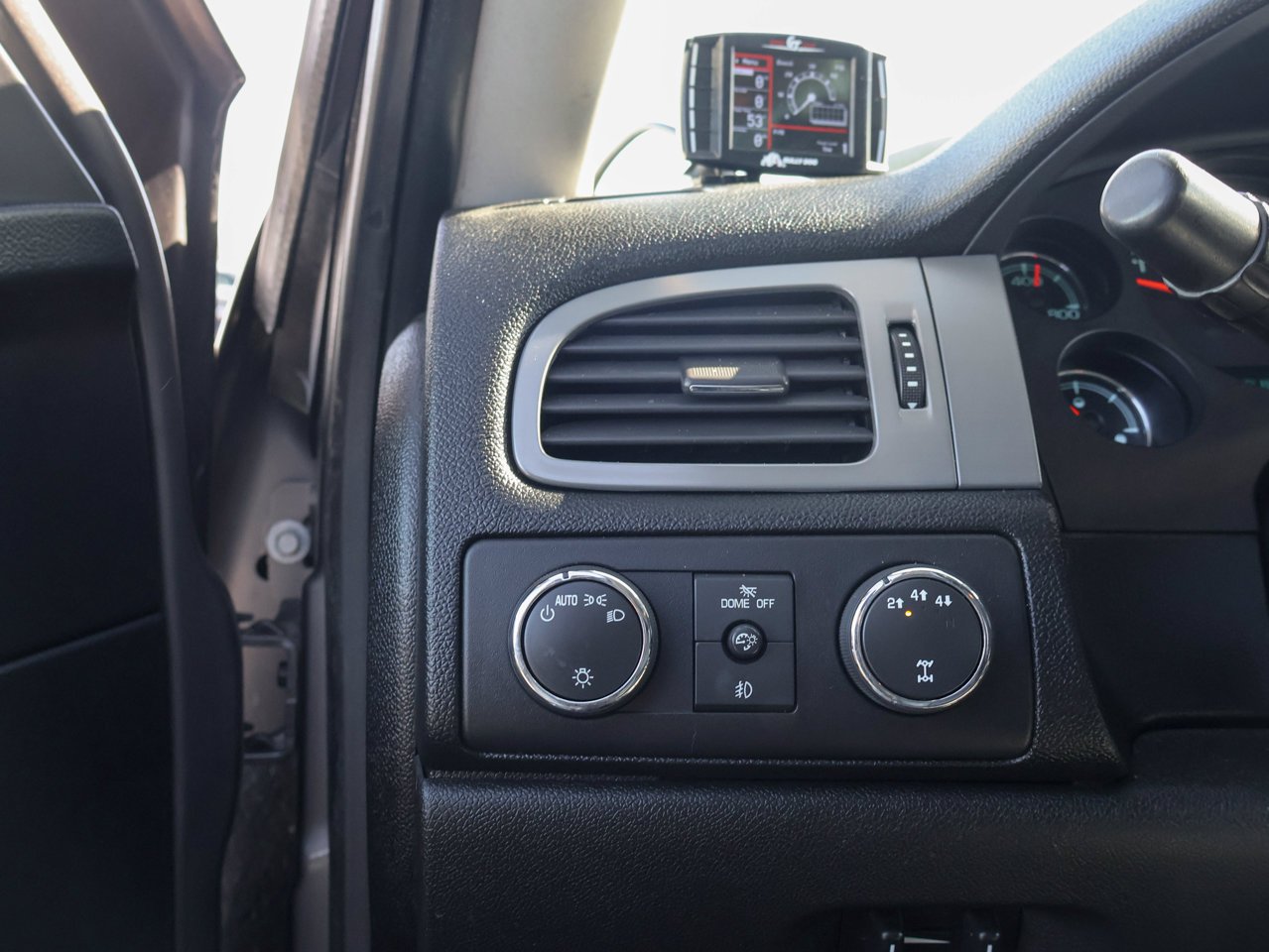 2013 Chevrolet Silverado 2500HD 4WD Crew Cab 153 LTZ Brown Sherwood Park - photo #19