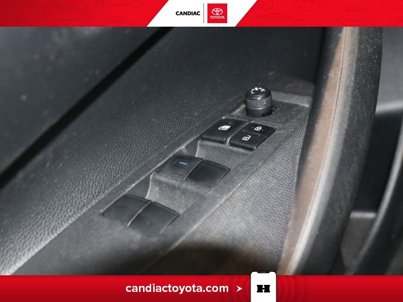 Toyota Corolla 2021 Noir Blainville - photo #24