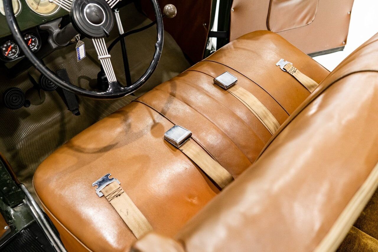 1936 Ford Model 48 Phaeton PRIX EN USD | Beautifully presented in original condition Green Montreal - photo #78