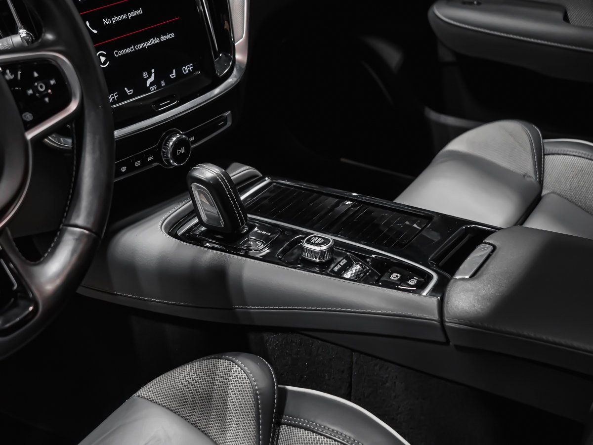 2021 Volvo S60 Recharge T8 R-DESIGN ADVANCED CLIMAT POLESTAR White Montreal - photo #8