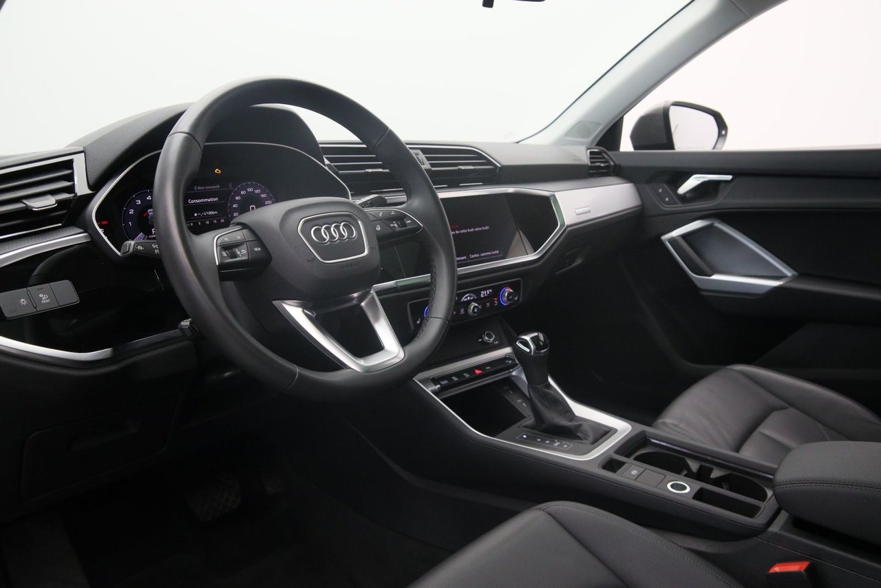 2025 Audi Q3 VIN WA1AUCF30S1072593 Silver Baie-Comeau - photo #6