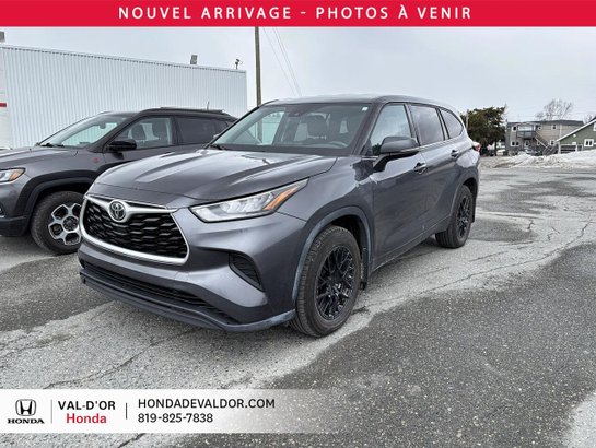 Toyota Highlander LE AWD 2020 2020 Gris