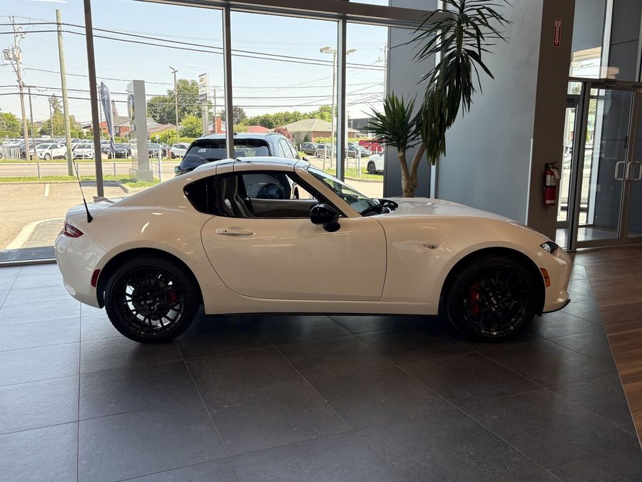 2026 MAZDA MX-5 RF 2026 Snowflake White Pearl