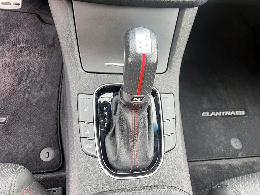 Hyundai Elantra GT NIV KMHH55LC5LU130968 2020 Bleu Baie-Comeau - photo #14