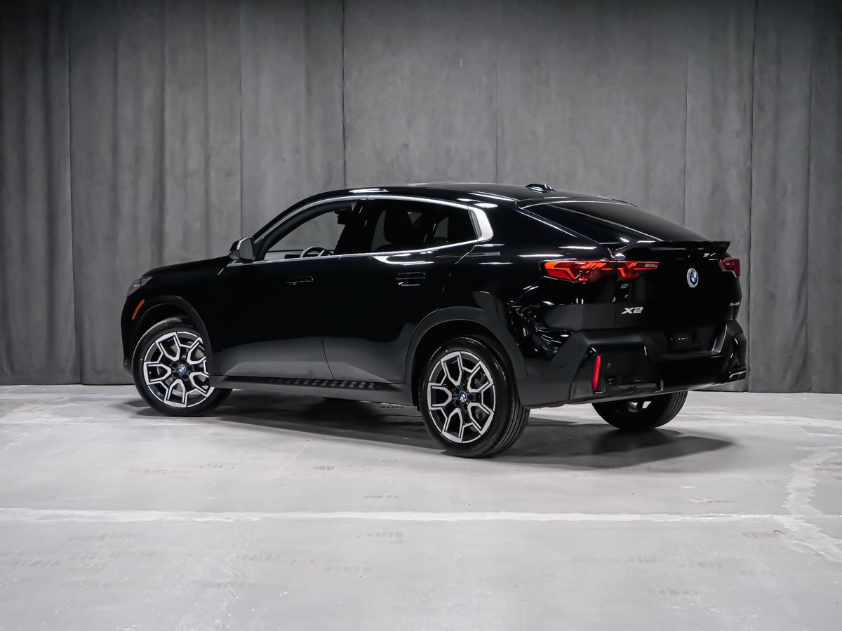 2025 BMW X2 xDrive28i Black Montreal - photo #3