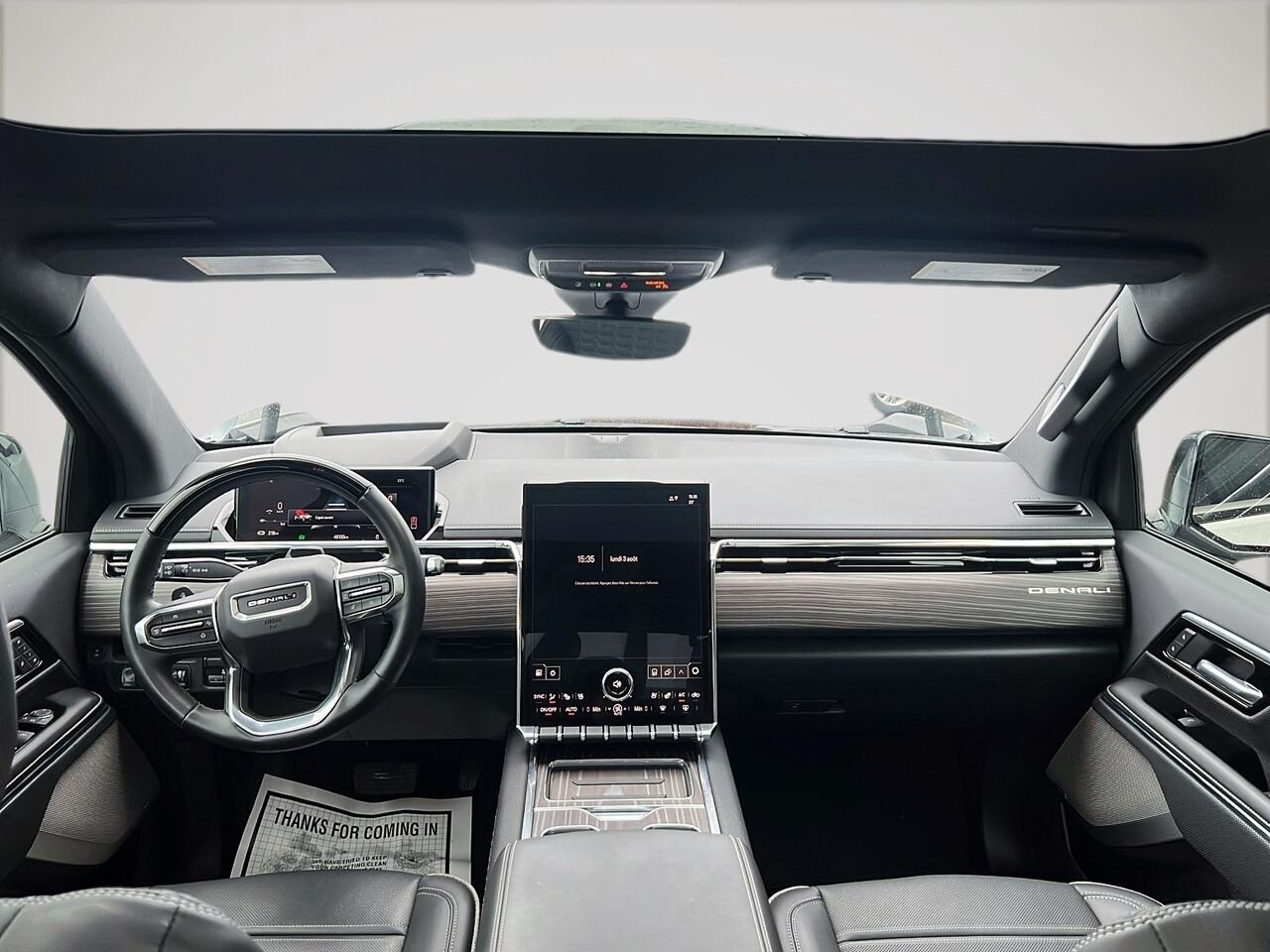 2025 GMC Sierra EV DENALI White Québec - photo #9