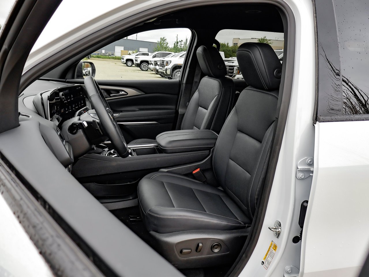 2026 Chevrolet Traverse AWD 4dr LT White Sherwood Park - photo #15