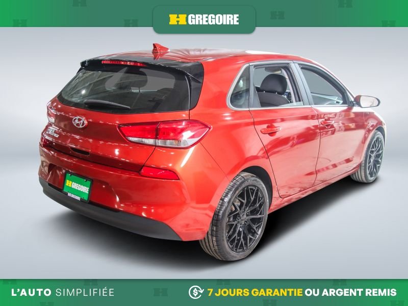 2020 Hyundai Elantra Red Laval - photo #7
