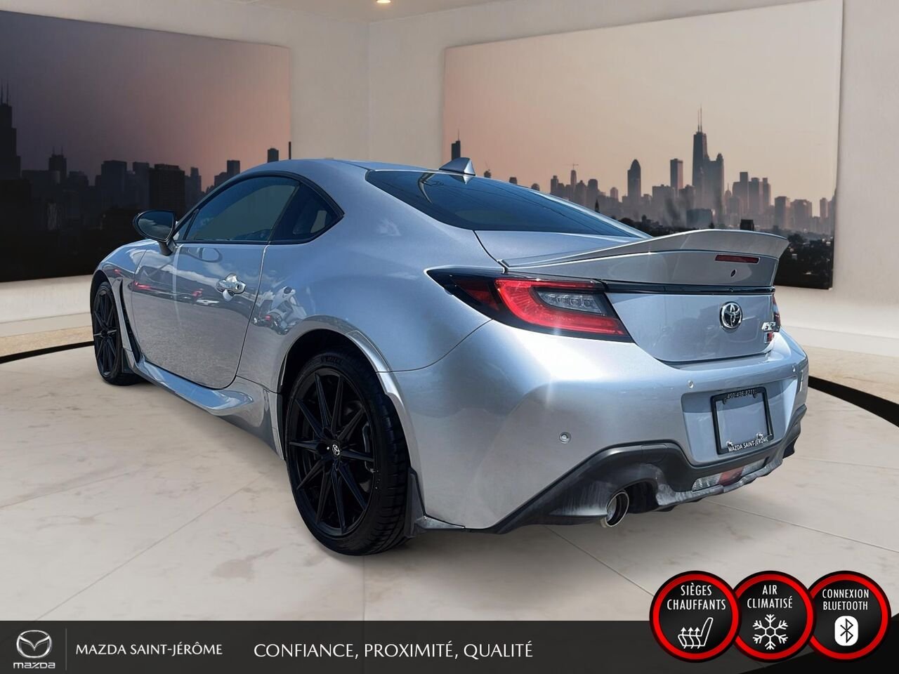 2025 Toyota GR86 Premium | AUTOMATIQUE | CLEAN CARFAX | Grey Saint-Jérôme - photo #9