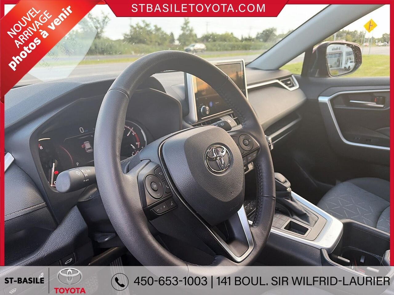 TOYOTA RAV4 2025 Rouge Saint-Basile-le-Grand - photo #7