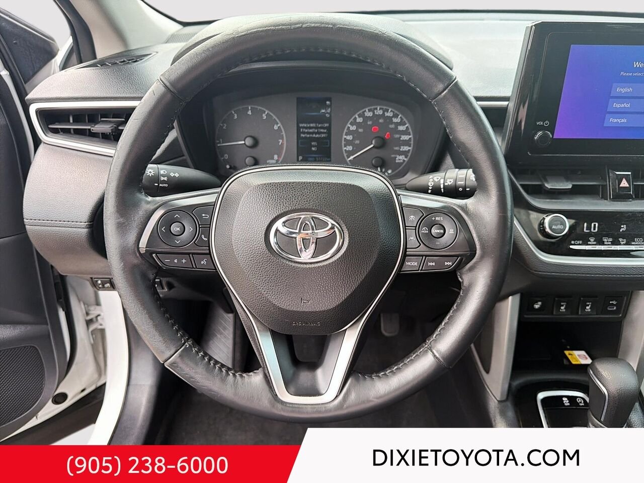 2023 Toyota Corolla Cross LE PREMIUM AWD / CLEAN CARFAX / HEATED SEATS / MOONROOF / ALLOY WHEELS / CARPLAY AND ANDROID AUTO White Mississauga - photo #10