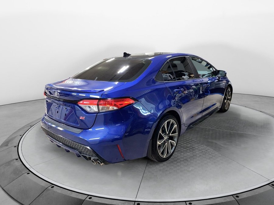 Toyota Corolla 2021 2021 Bleu choc métallisé avec toit noir