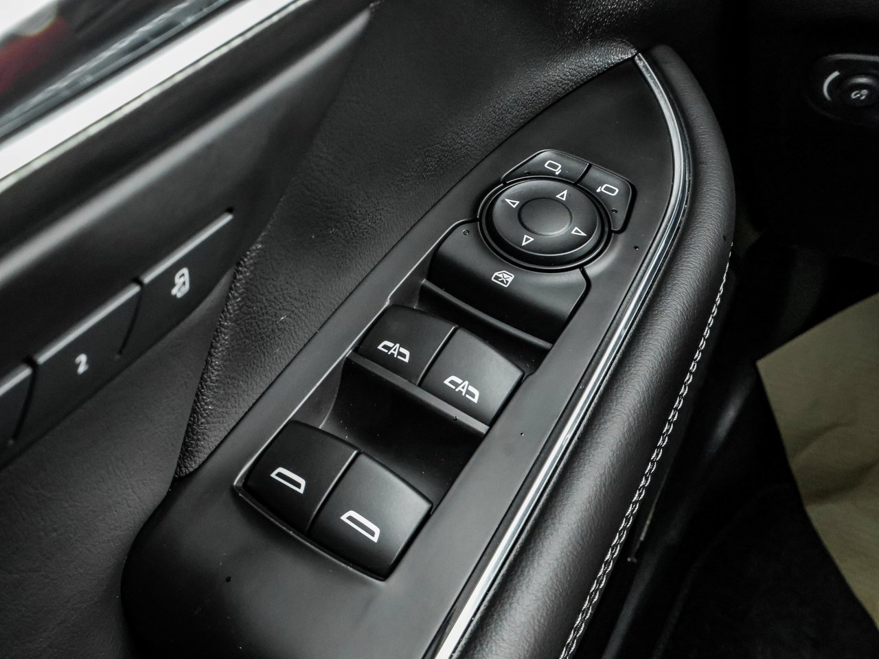 2022 Buick Envision AWD 4dr Avenir Blue Sherwood Park - photo #19