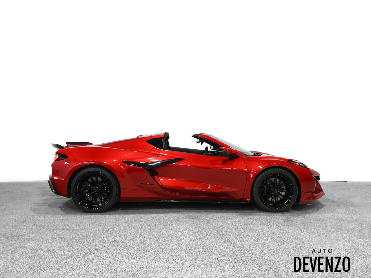 2025 Chevrolet Corvette Red Saint-Eustache - photo #1