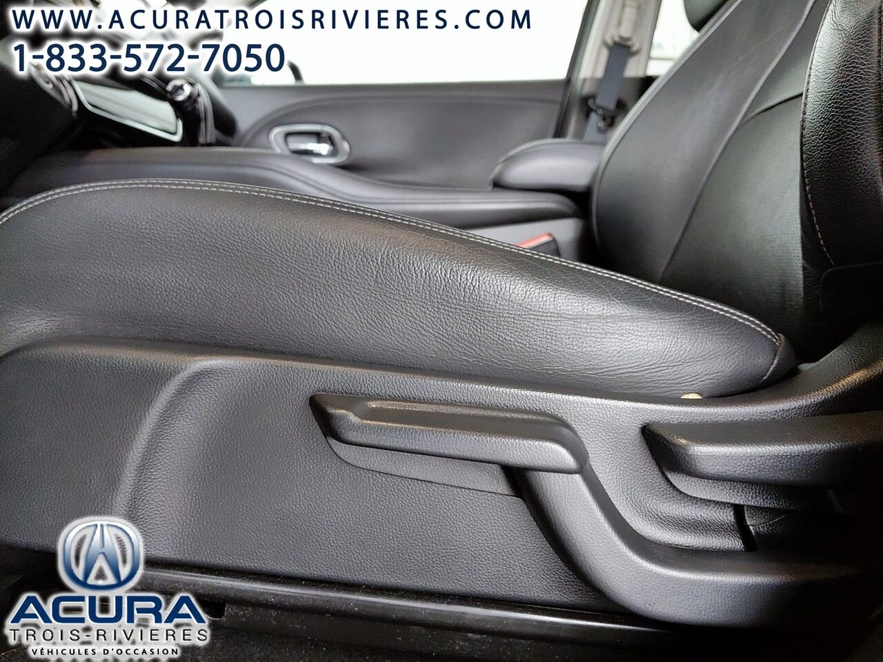 2020 Honda HR-V TOURING Black Trois-Rivières - photo #16