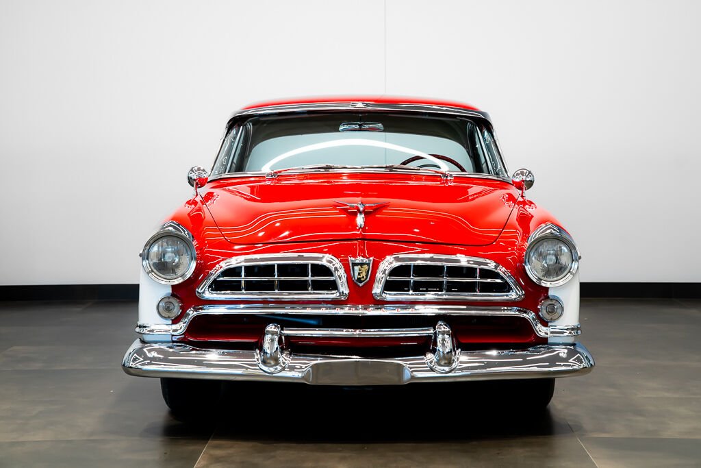 Chrysler New Yorker PRIX IN USD St.Regis | CAR IN MILES 1955 Rouge Montréal - photo #1