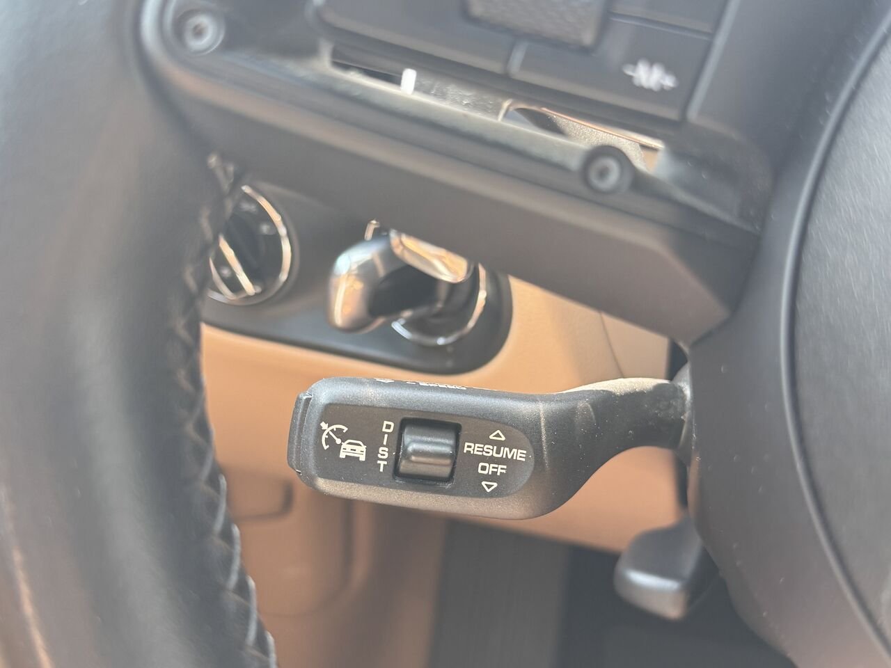 Porsche Macan TI 2024 Gris Granby - photo #24