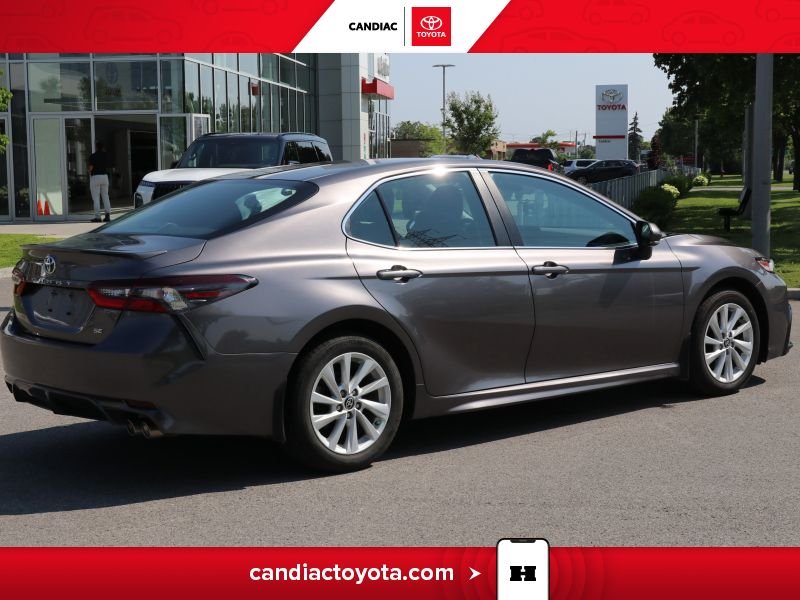 2022 Toyota Camry Grey Laval - photo #10
