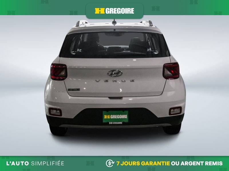 2026 Hyundai Venue White Blainville - photo #5