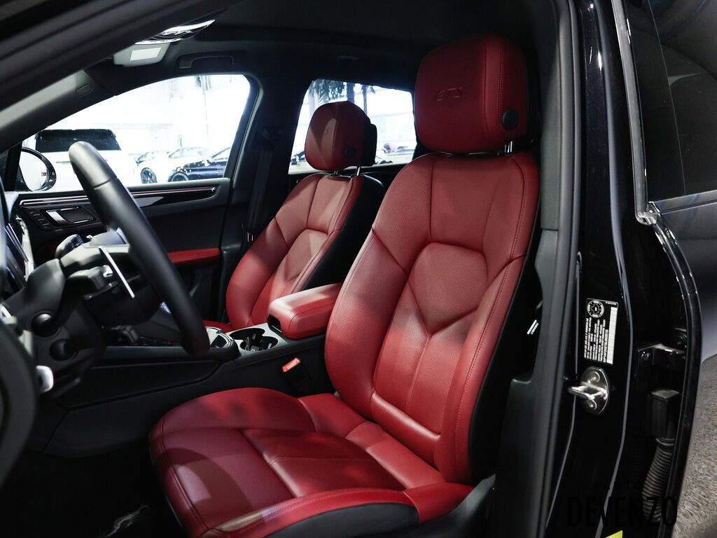 2025 Porsche Macan Black Saint-Eustache - photo #15