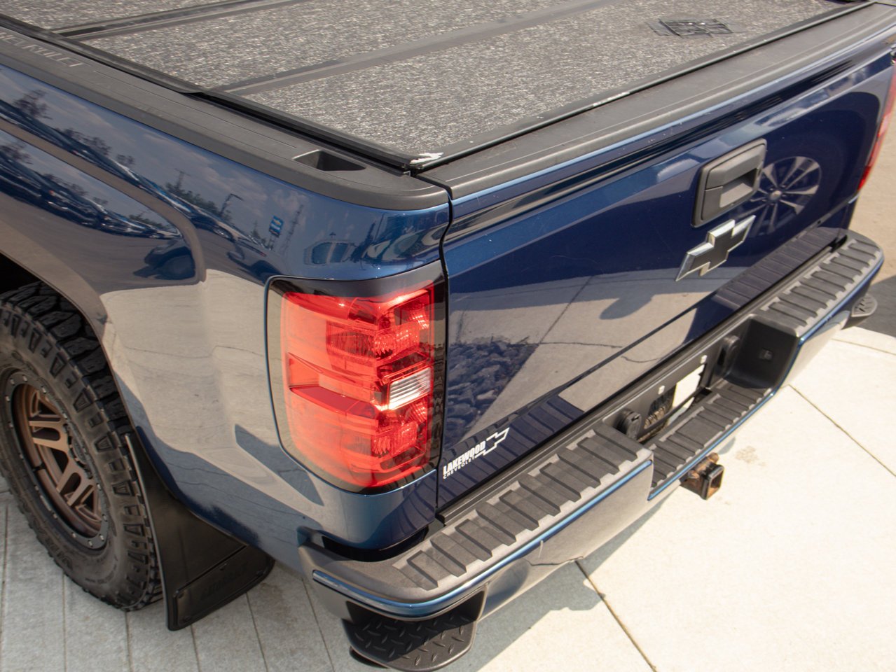 2016 Chevrolet Silverado 1500 4WD Crew Cab 143.5 LT w/1LT Blue Sherwood Park - photo #11