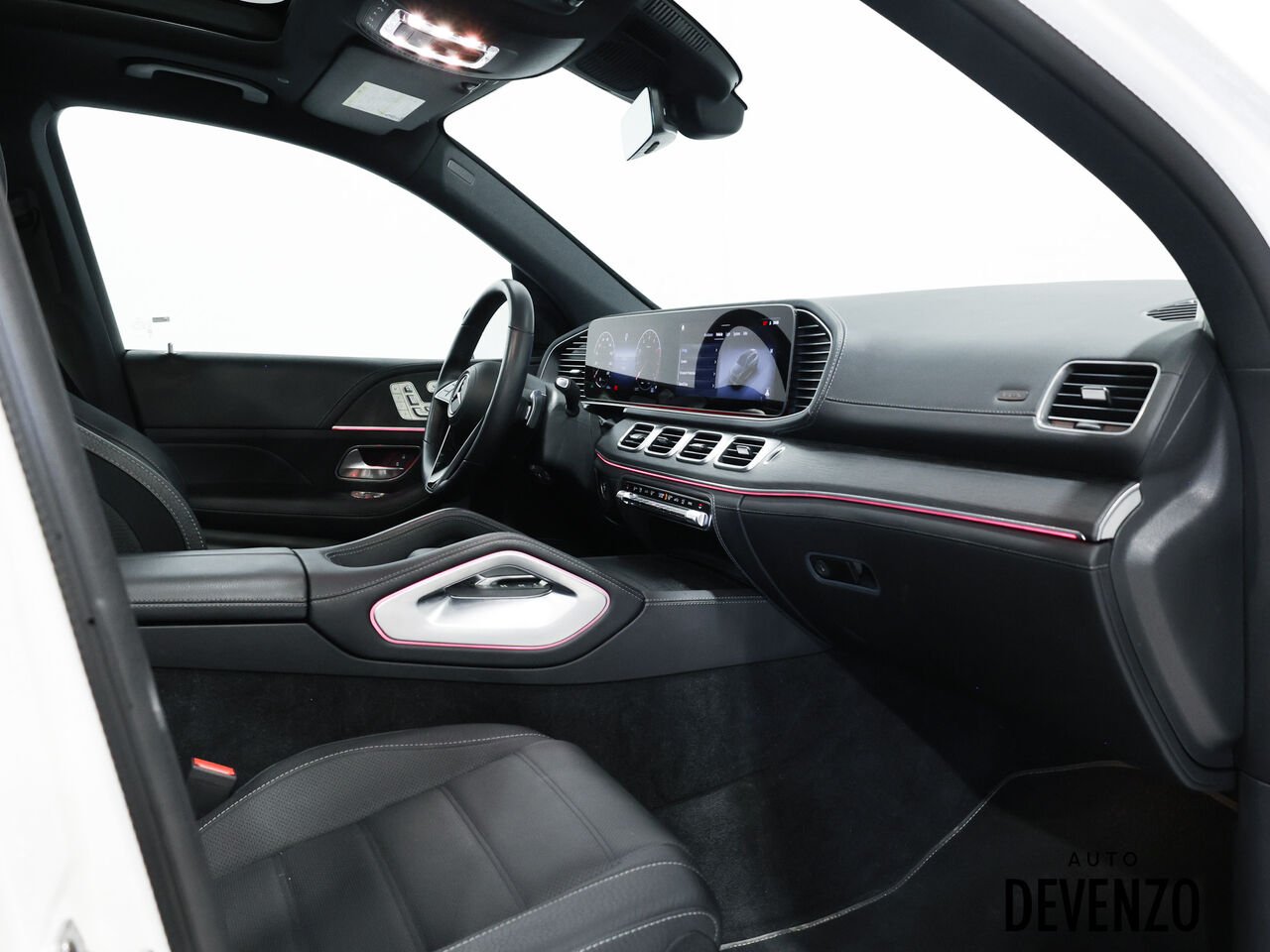 2026 Mercedes-Benz GLS White Saint-Eustache - photo #5