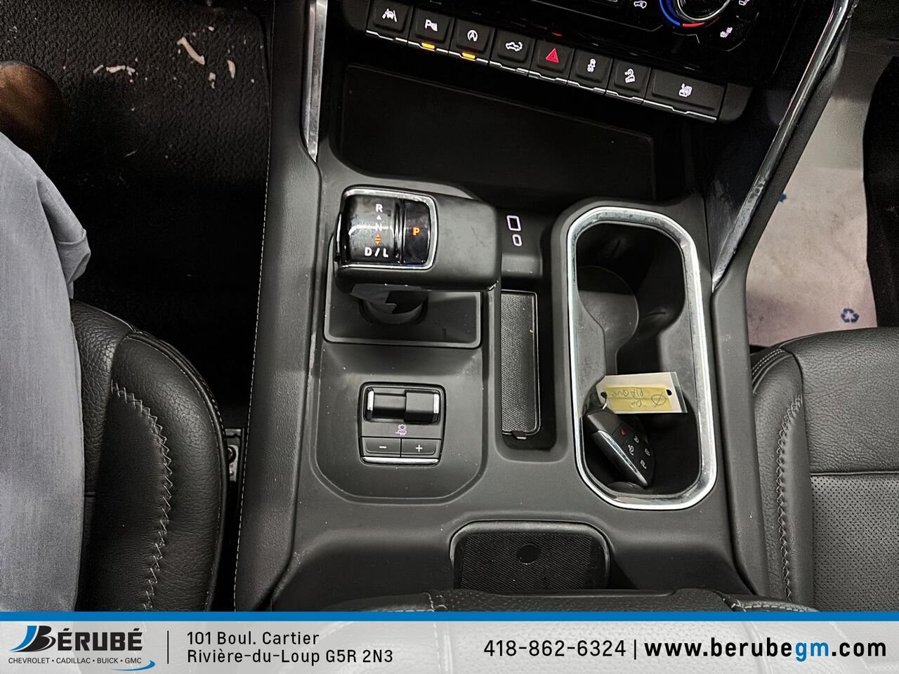 2024 GMC 1500 4RM, CAISSE COURTE, CAB. MULTIPLAC Denali cabine multiplace 4RM 147 po Red Rivière-du-Loup - photo #14