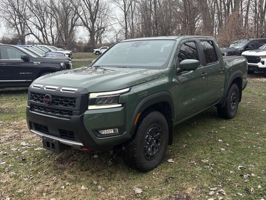 2025 Nissan Frontier PRO-4X cabine double 4x4 Green