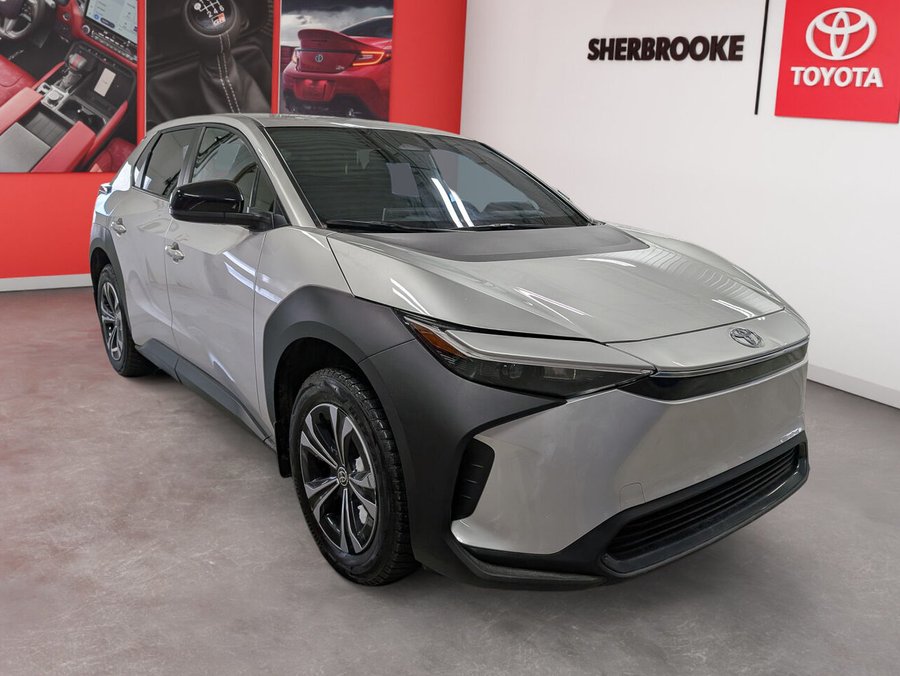 2024 Toyota bZ4X 2024 Elemental Silver