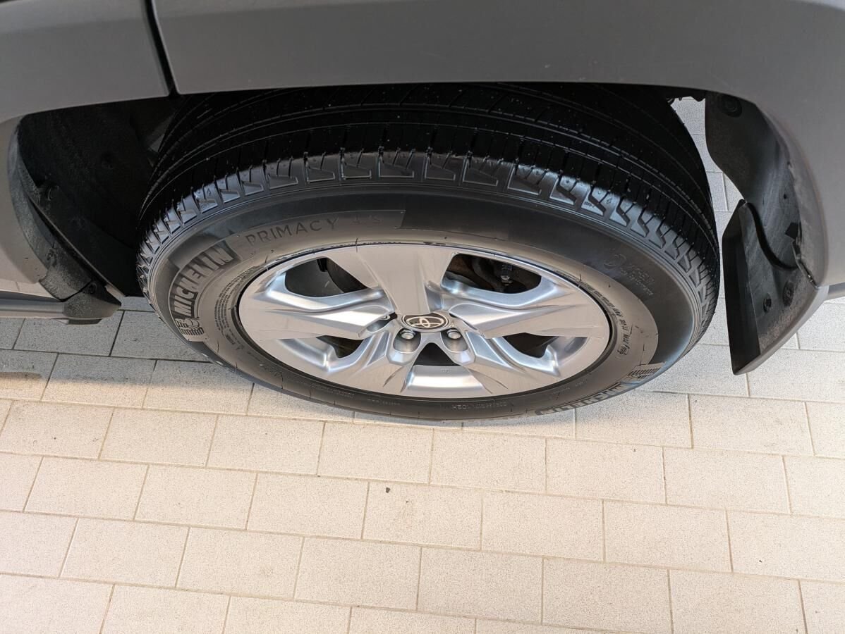 2023 Toyota RAV4 Grey Gatineau - photo #4
