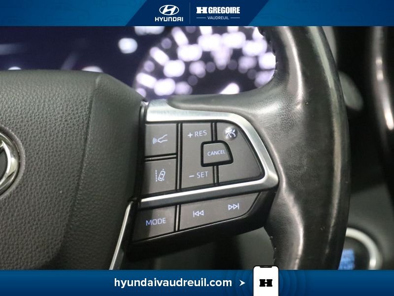 Toyota Highlander YW192 | XLE AWD CUIR TOIT OUVRANT 2020 Argent Laval - photo #24