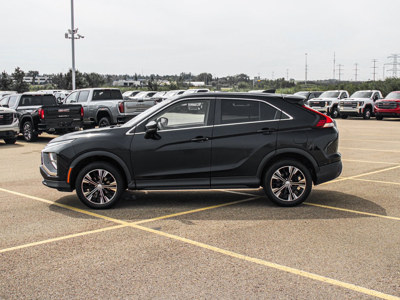 2022 Mitsubishi Eclipse Cross ES S-AWC Black Sherwood Park - photo #4