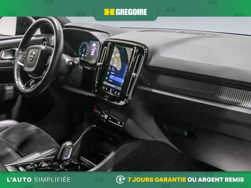 Volvo XC40 821529 | R-Design AWD AUTO AC CUIR TOIT NAV MAGS CAM RECUL 2021 Blanc Laval - photo #30