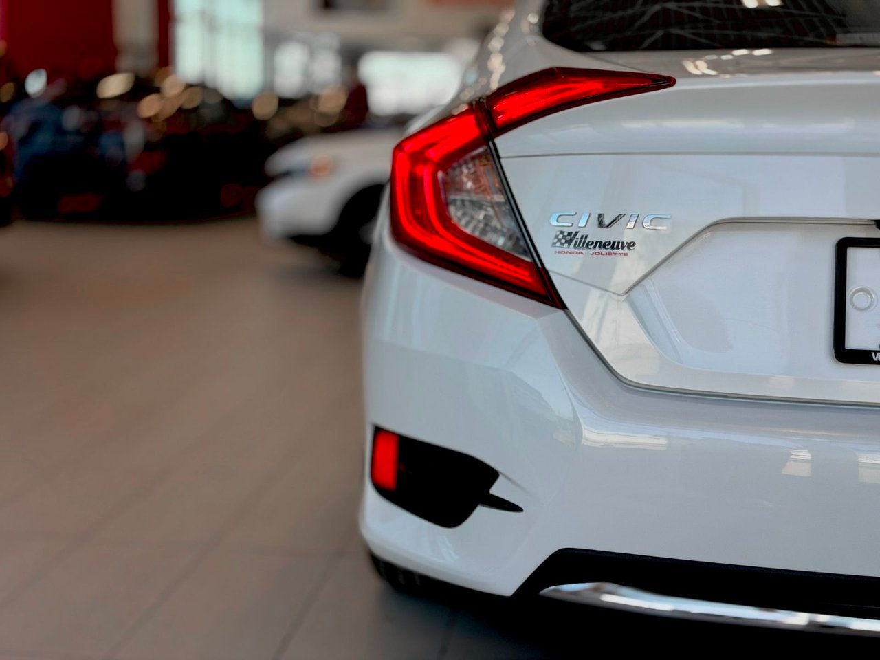 2019 Honda Civic Sedan White Notre-Dame-des-Prairies - photo #10