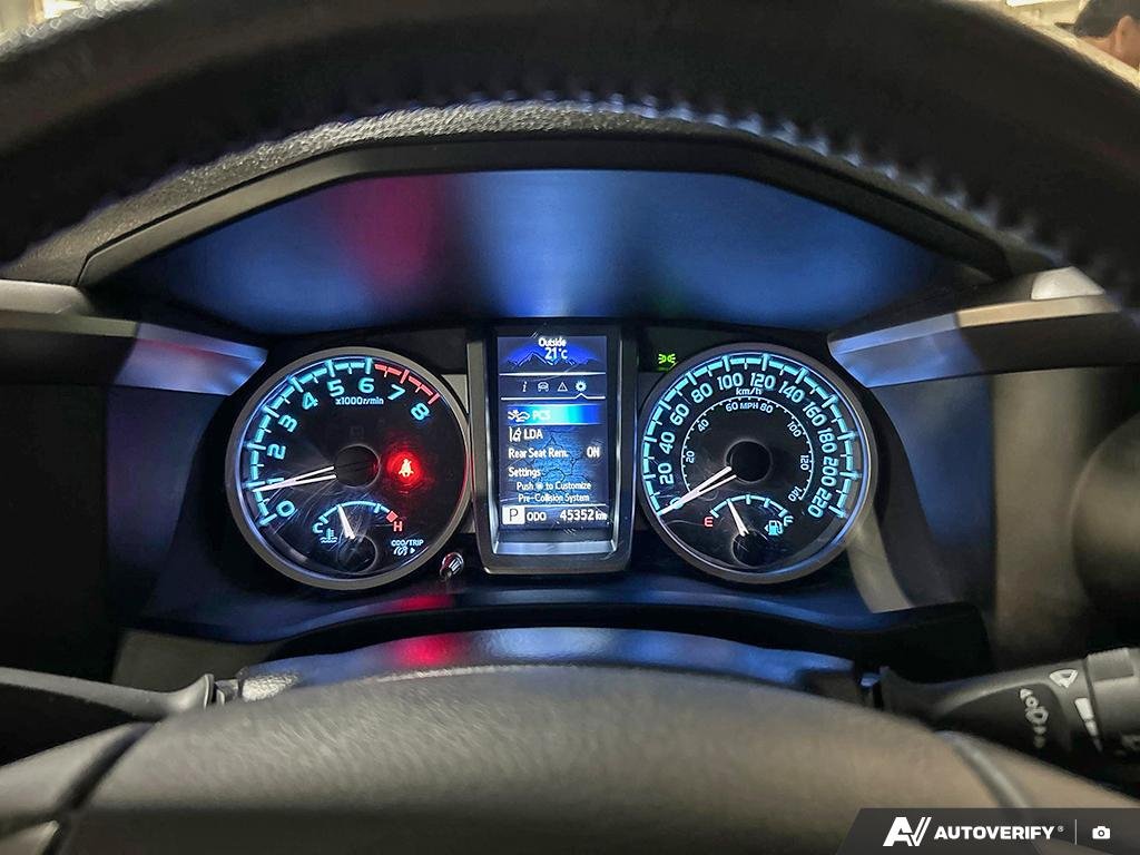 2023 Toyota Tacoma 2601843A | 4x4 Double Cab Auto SB gray Edmonton - photo #14