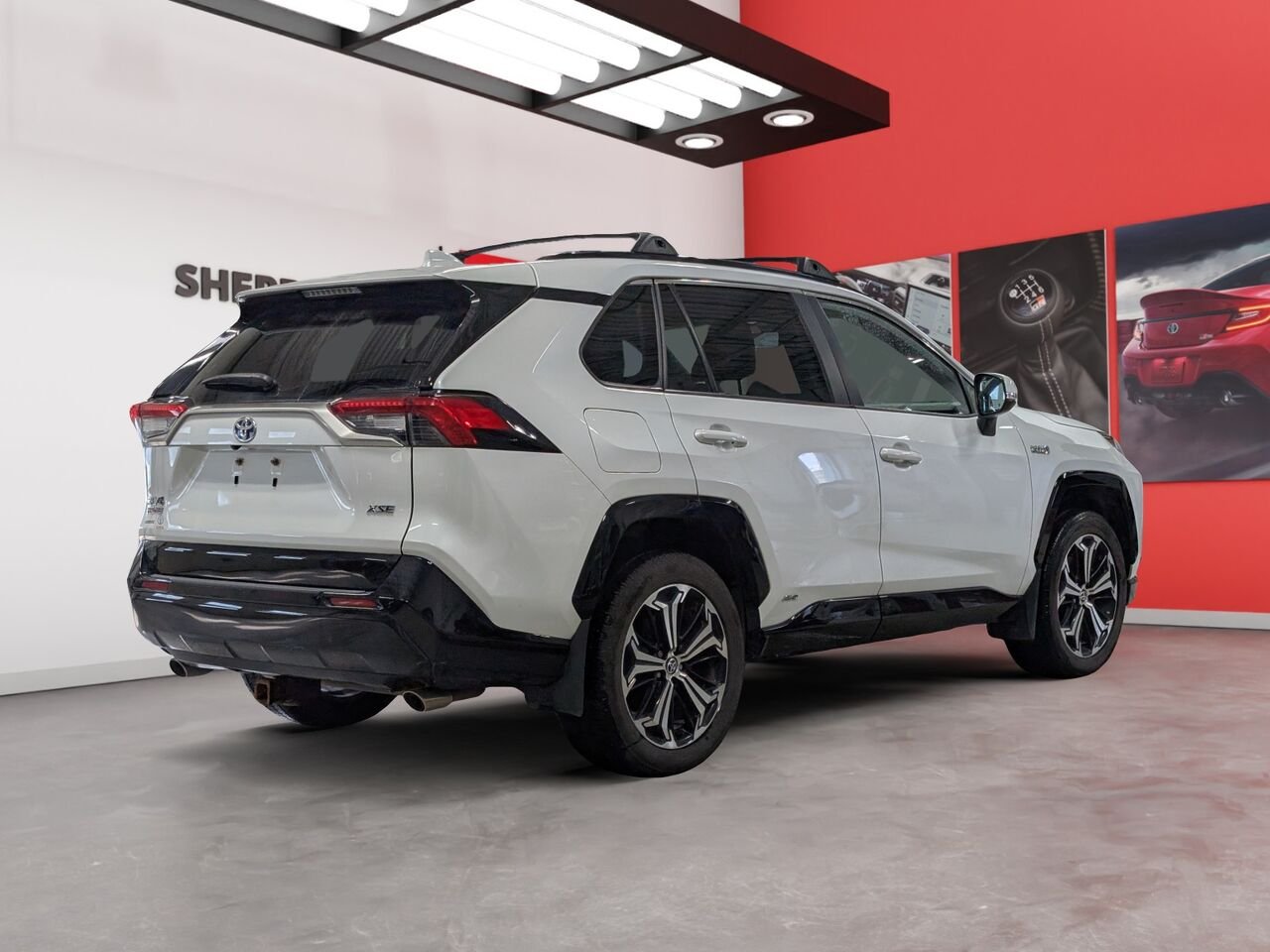 Toyota RAV4 Prime XSE PRIME-HYBRIDE BRANCHABLE/SIÈGES CHAUFFANTS/TOIT OUVRANT/VOLANT CHAUFFANT/AC BIZONE 2023 Blanc Sherbrooke - photo #2